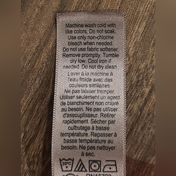 🏷3/$15🏷 Champion Active Wear Shorts with Lining - Medium - Picture 4 of 6